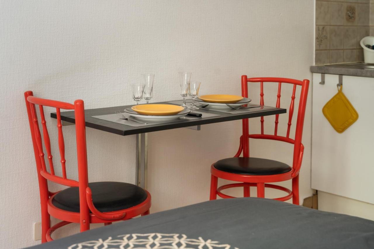 Studio Place Foch Rodez Bagian luar foto